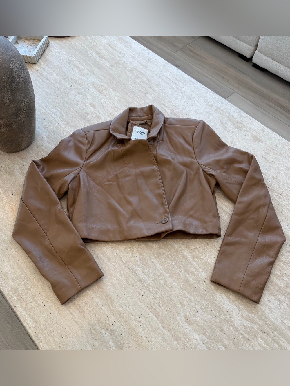 Abercrombie & Fitch Cropped Vegan Leather Jacket